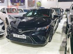 تۆیۆتا کامری